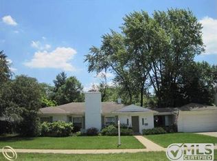 4119 Auburn Dr, Royal Oak, MI 48073