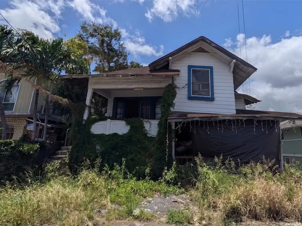 1030 Morris Ln, Honolulu, HI 96817