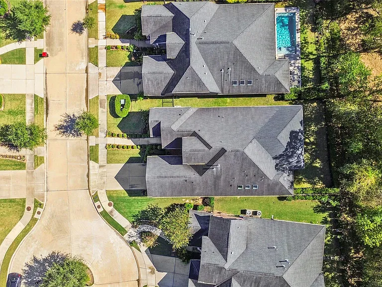 9510 Spring Rose Dr — Photo 42