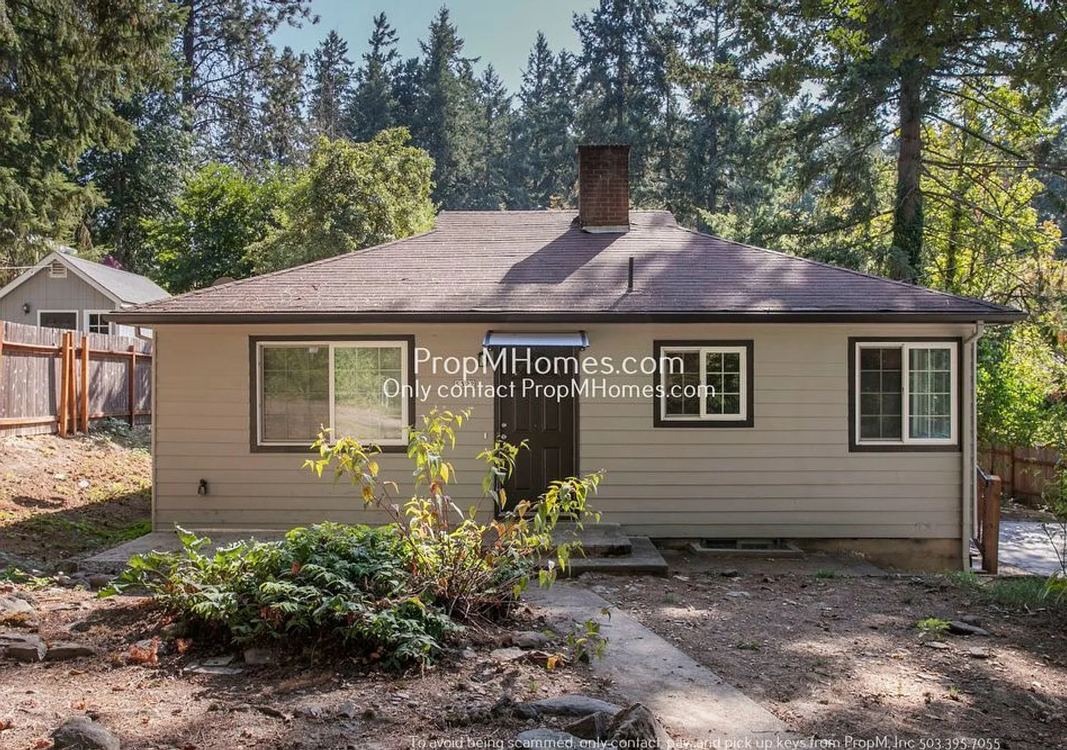 Inviting 2-Bedroom Home on a Generous SW Portland Lot! — Photo 2