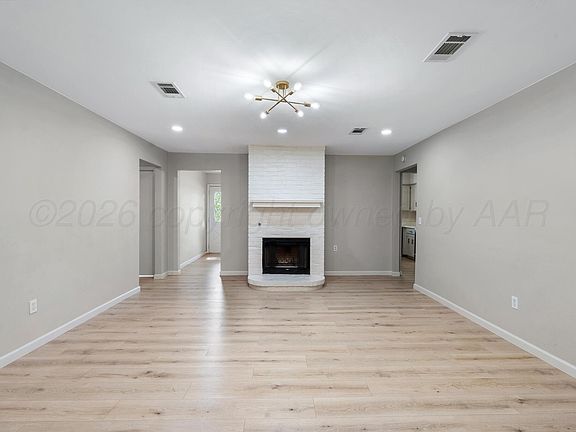 3rd image of 3306 Huey Pl