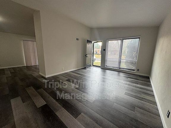 5th image of 1105 Cheyenne Dr