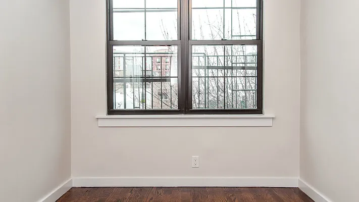 Rented by Nooklyn NYC LLC | media 48