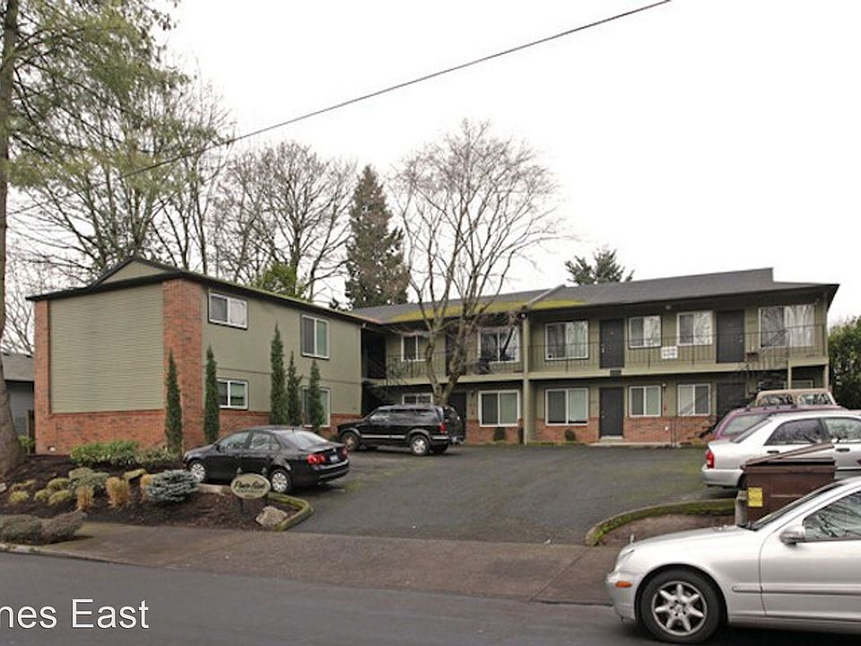1st image of 2519 SE Pine St #5281585