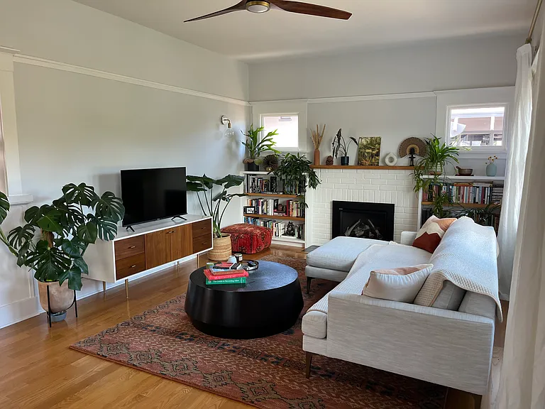 1514 Pine St — Photo 8