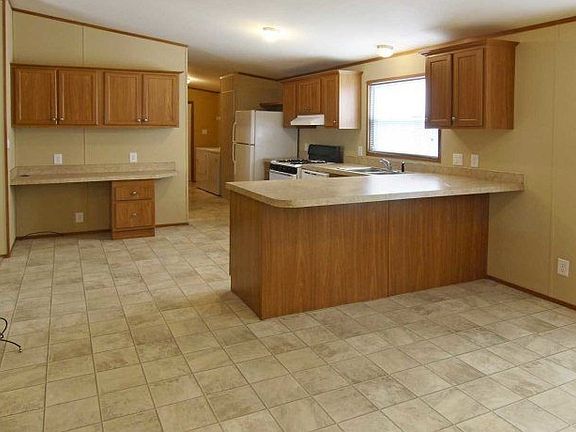 4th image of 4 Candlelight Dr #256