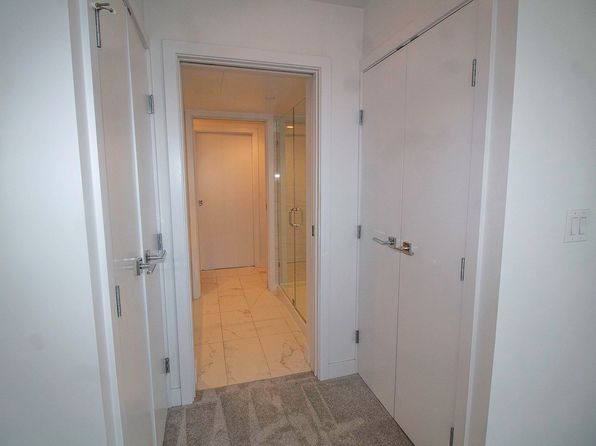 2 bedroom rental in Vancouver — photo 18