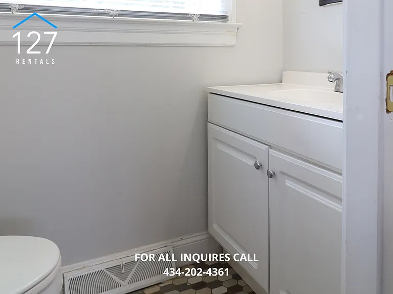 4614 Fairmont Ave #UPPER — Photo 5