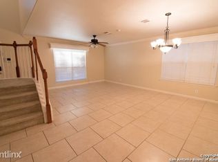 206 Hollow Grv, San Antonio, TX 78253