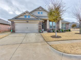 712 Painted Forest Rd, Norman, OK 73071