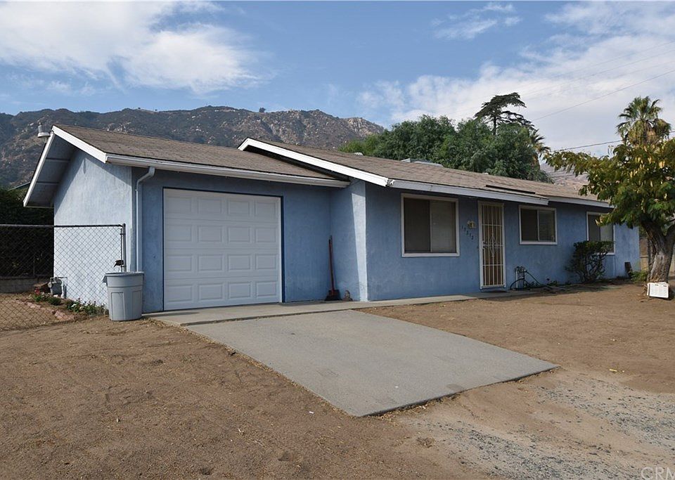 1st image of 15373 Laguna Ave