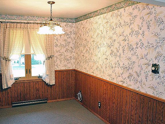 5th image of 2300 Park Ln