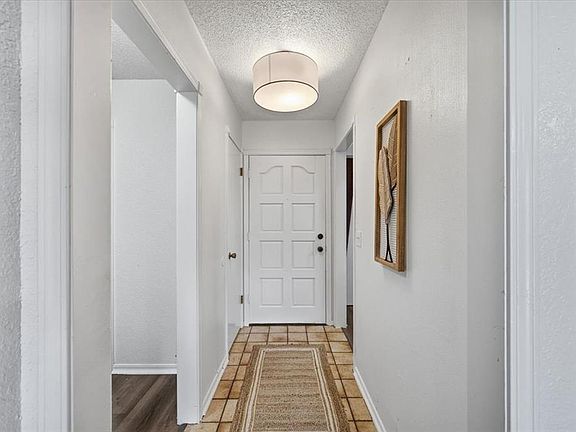 4th image of 10605 Kristie Ln