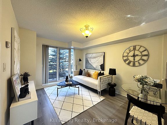 4th image of 19 Barberry Pl #204