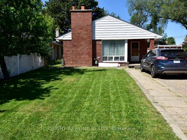 2436 Islington Ave, Toronto, ON M9W 3X7