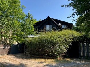 1726 W 11th St #B, Austin, TX 78703