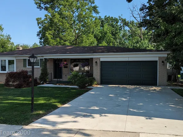 29054 Bock St, Garden City, MI 48135