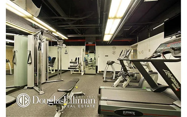 Sold by Douglas Elliman | media 18