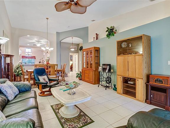 5th image of 15229 Cortona Way