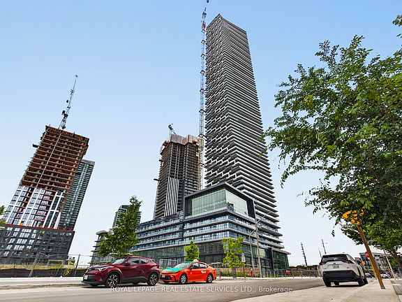 3rd image of 448 Burnhamthorpe Rd W #5101