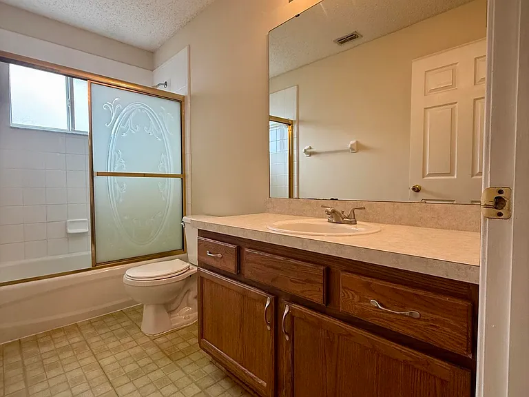 3150 Highland Grove Dr — Photo 37