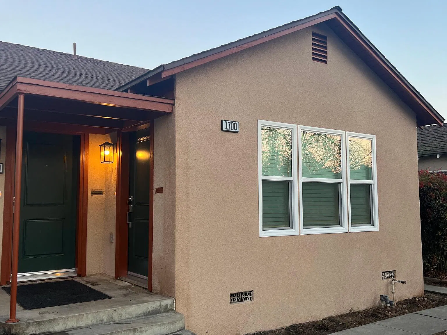 18th Ave, Kingsburg — Photo 2