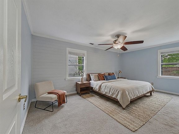 5th image of 2310 Ridgewood St