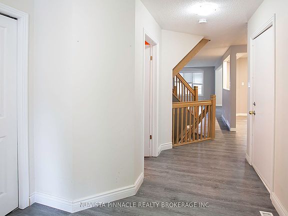 4th image of 155 Killarney Rd #8