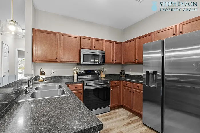 217 Whispering Oak Ln — Photo 9