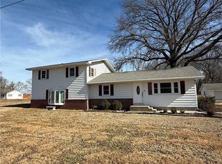 792 S 196th St, Pittsburg, KS 66762