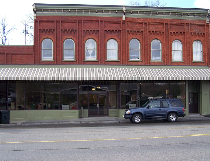 1st image of 1095 E Main St #F
