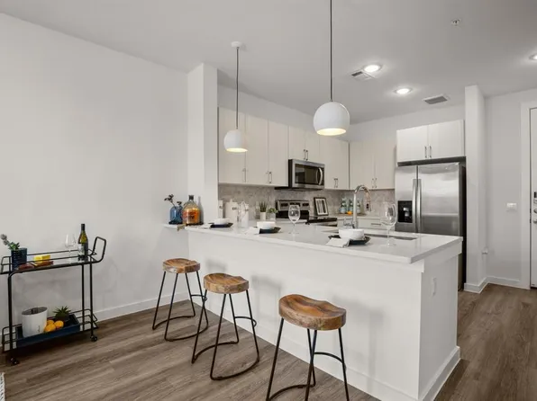 6324 N Lamar Blvd #415, Austin, TX 78752