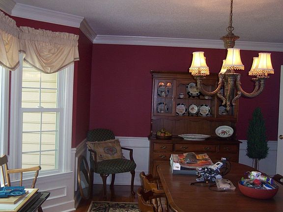 Generous sized dining room