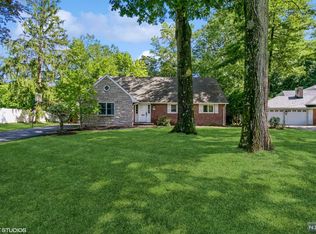 134 Thatcher Rd, Tenafly, NJ 07670