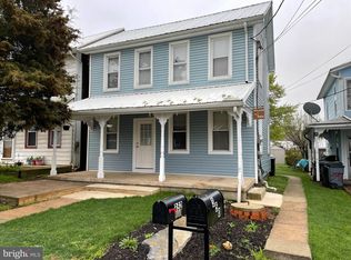 350 Chestnut St, Mertztown, PA 19539