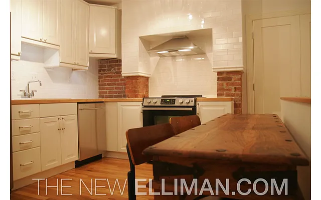 Sold by Douglas Elliman | media 14