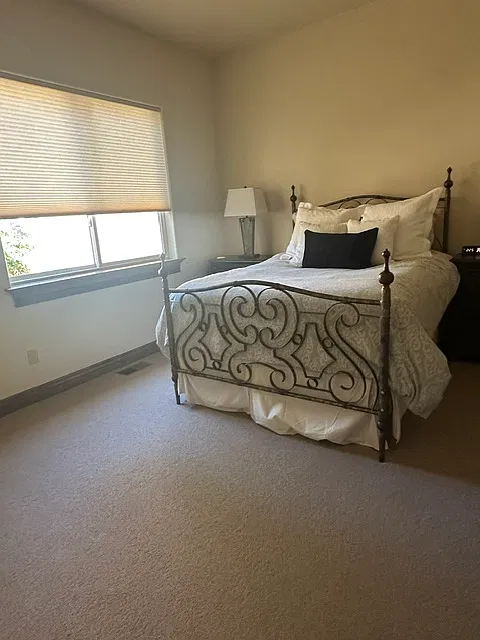4 bed, 3534 sqft, $5,900 — Photo 4