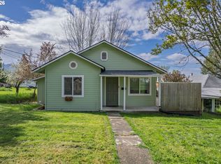 1755 NE Klamath Ave, Roseburg, OR