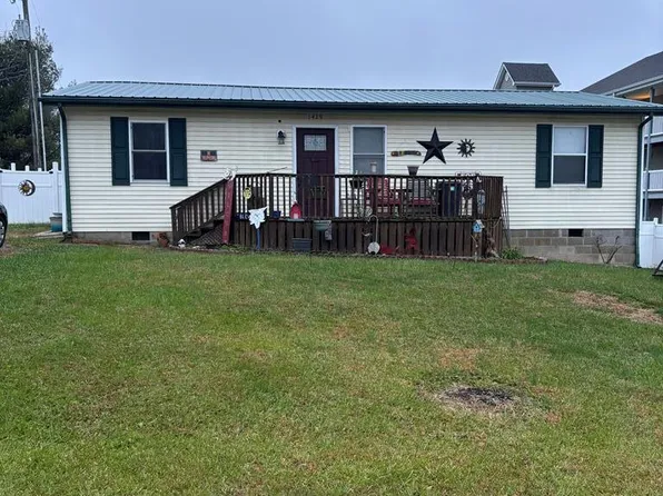 1429 Gene Wilson Blvd, Louisa, KY 41230