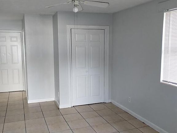 2nd image of 5224 Lexington Ave #1