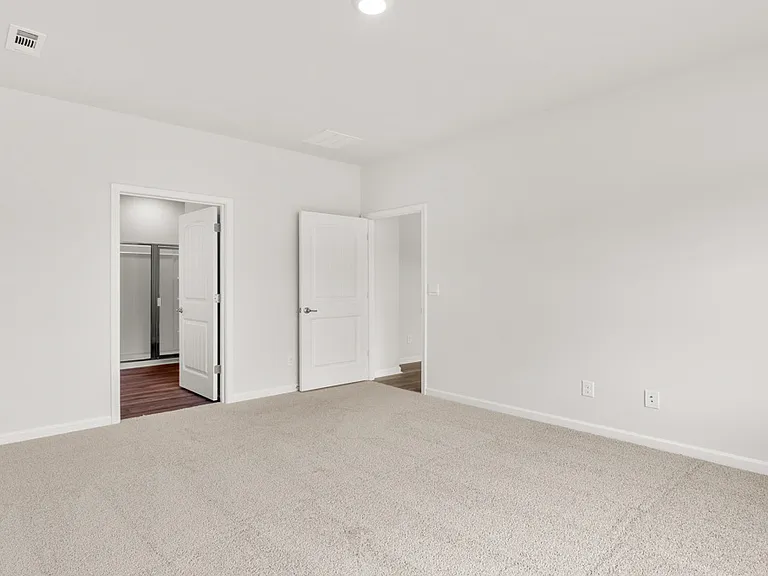 103 Babcock Dr NE — Photo 11