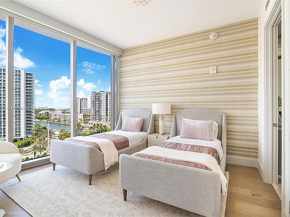 4th image of 15701 Collins Ave #705