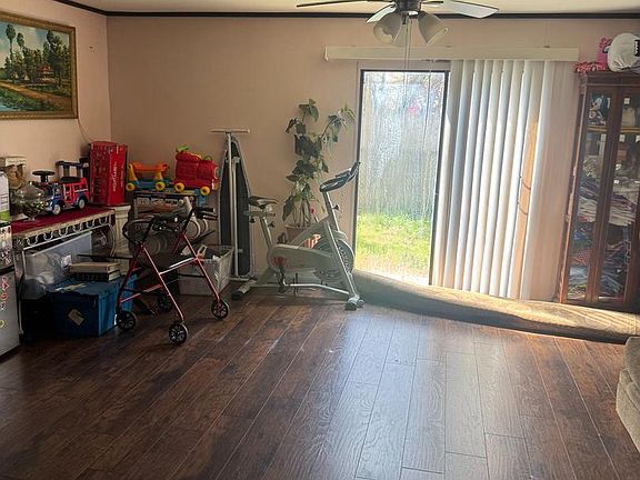 4th image of 3 Fern Cir
