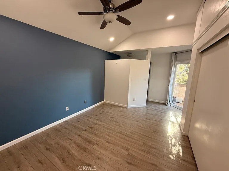 28121 Mariposa — Photo 7
