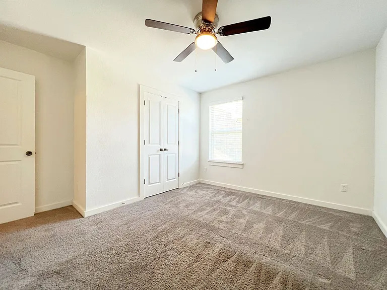 5772 Corsica Loop — Photo 15