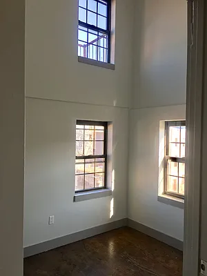 Rented by Loom Group | media 60