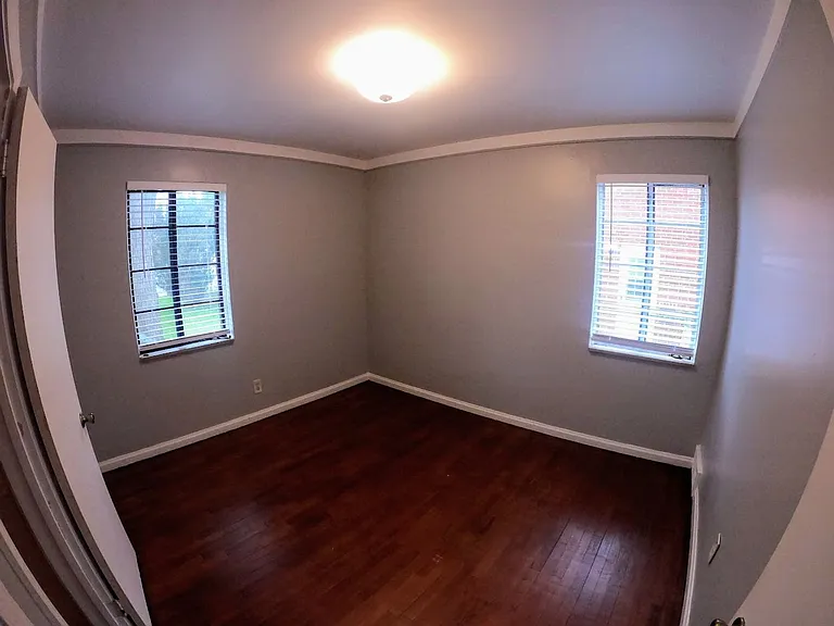 23085 Floral St — Photo 10