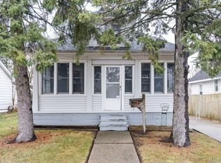 24236 Melrose Ave, Eastpointe, MI 48021