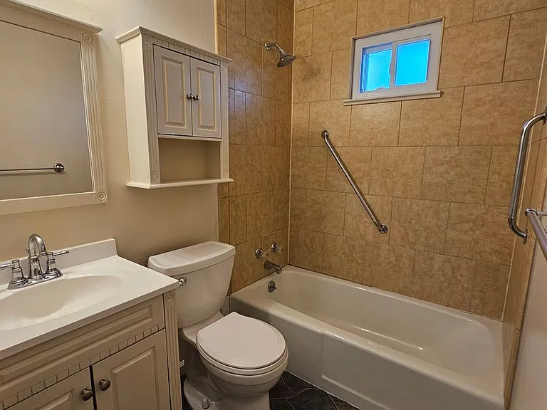 905 New Bedford Dr — Photo 18
