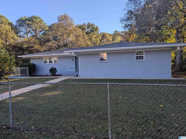 224 Deadrick St, Bessemer, AL 35020